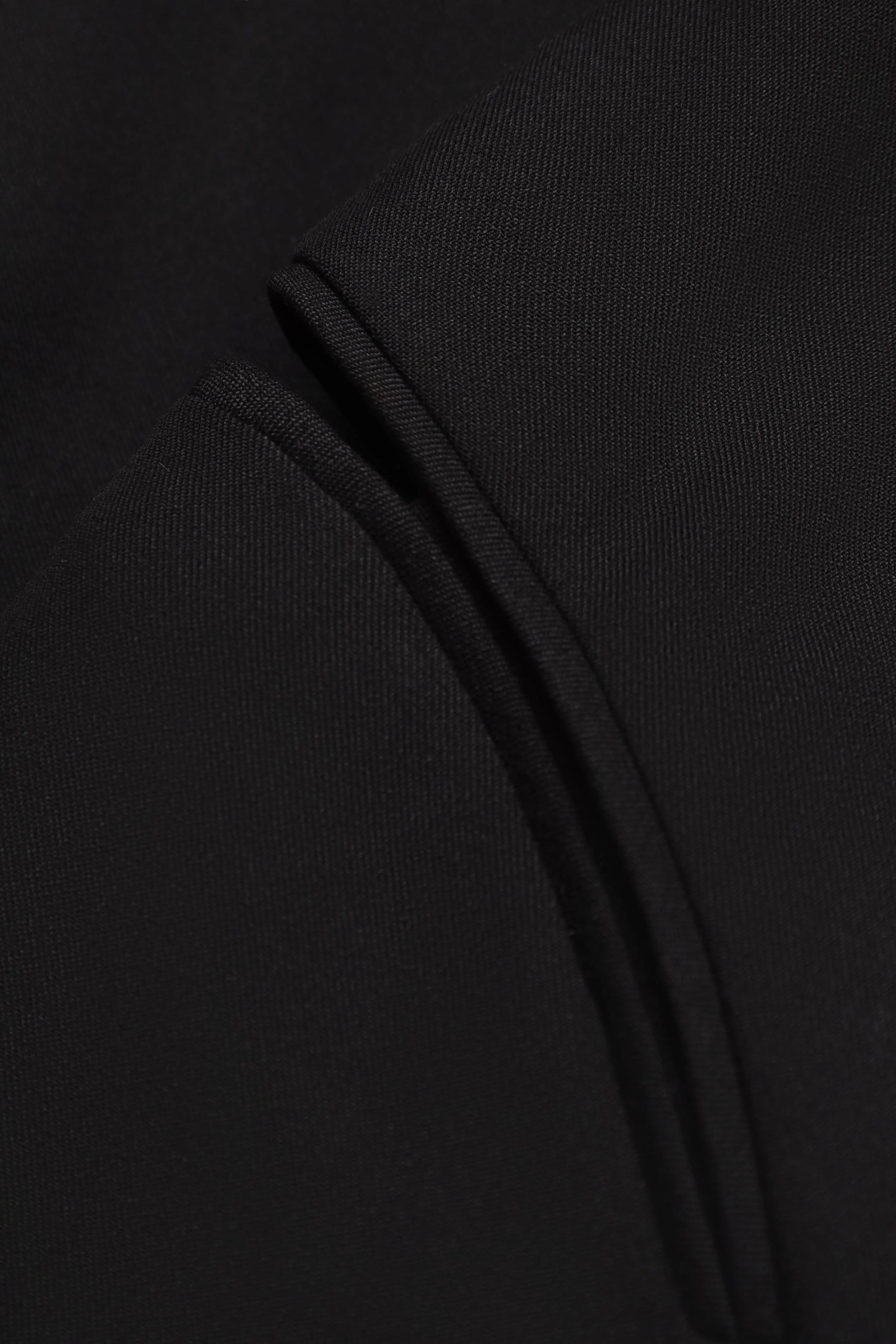 Pressed-Crease Tailored Pants in Black