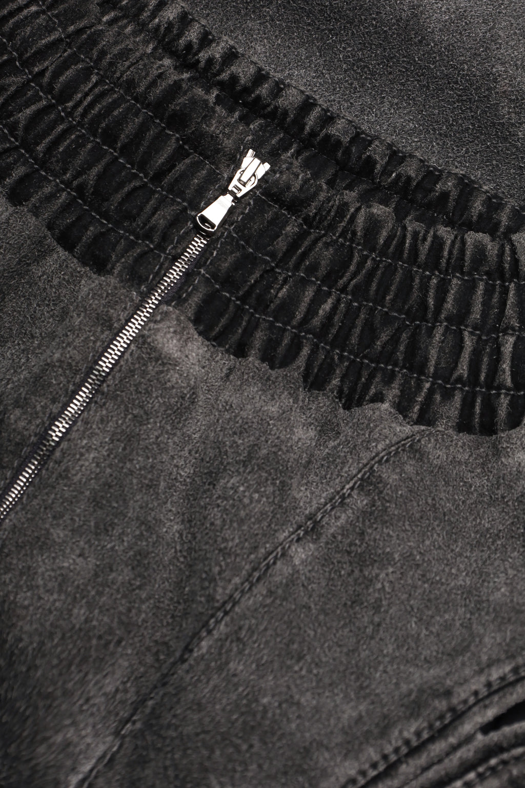 Curved-Slit Weathered Skirt in Gray