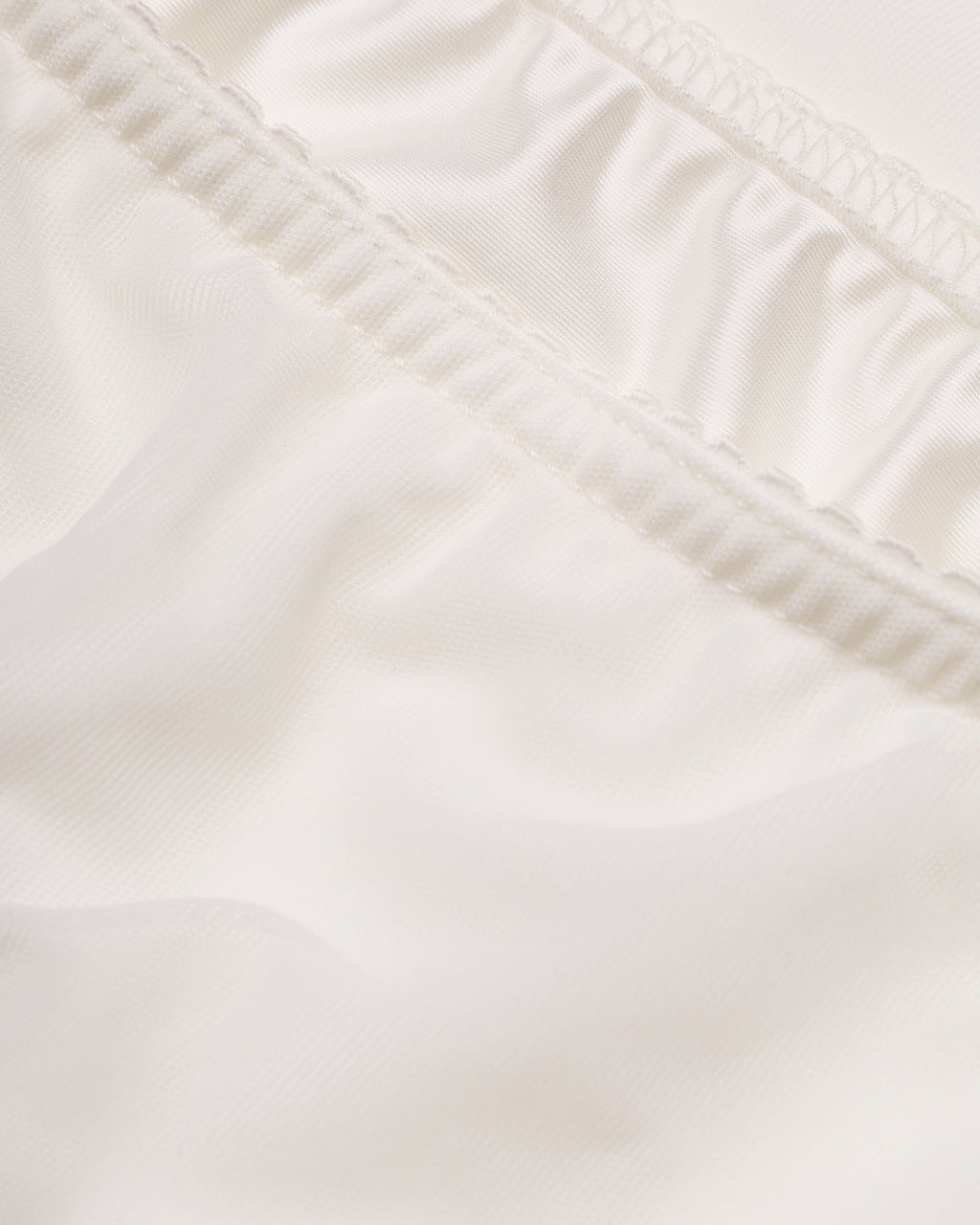 High-waisted floral-appliqué pencil skirt in white