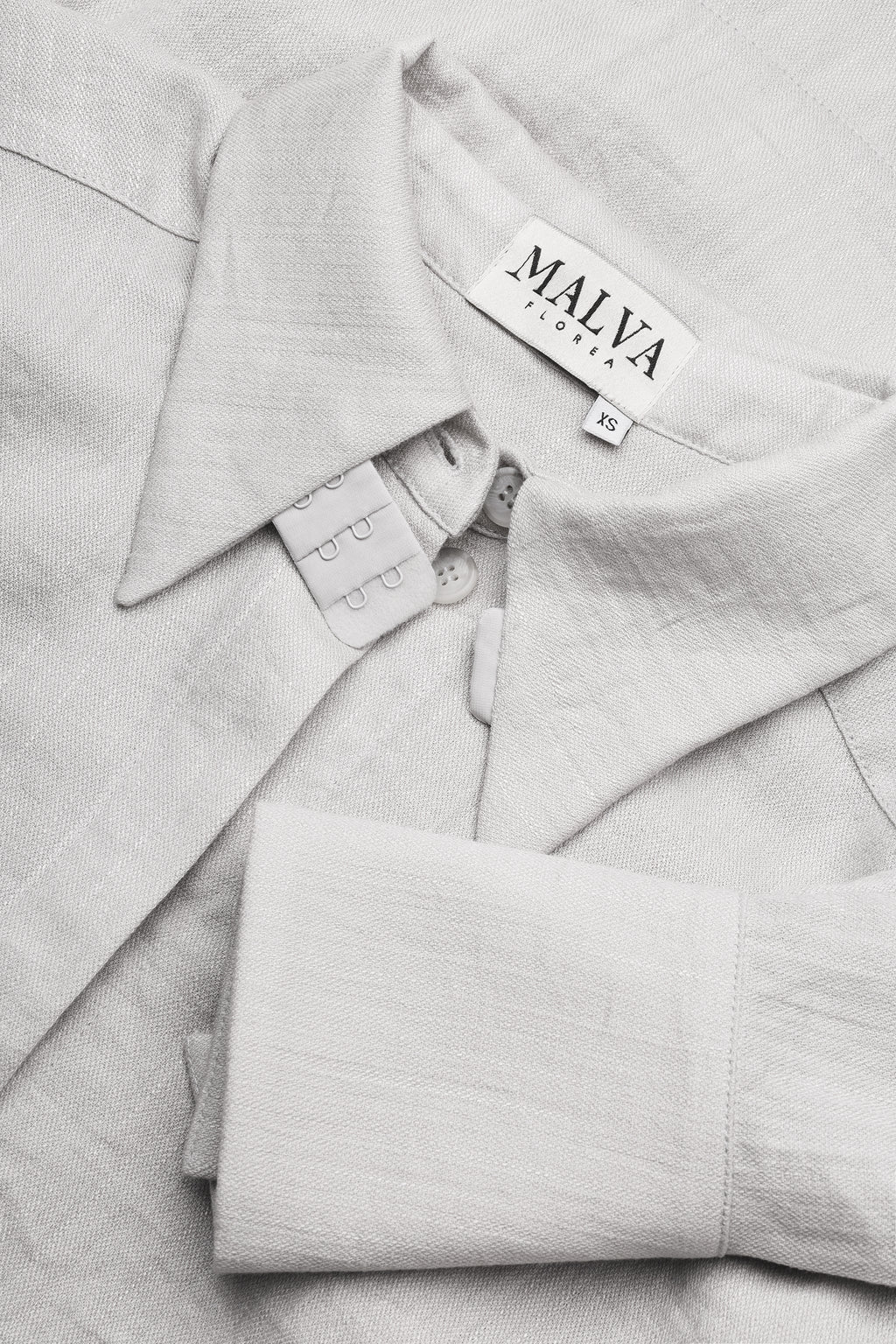 Minimal viscose blouse with modern collar in gray