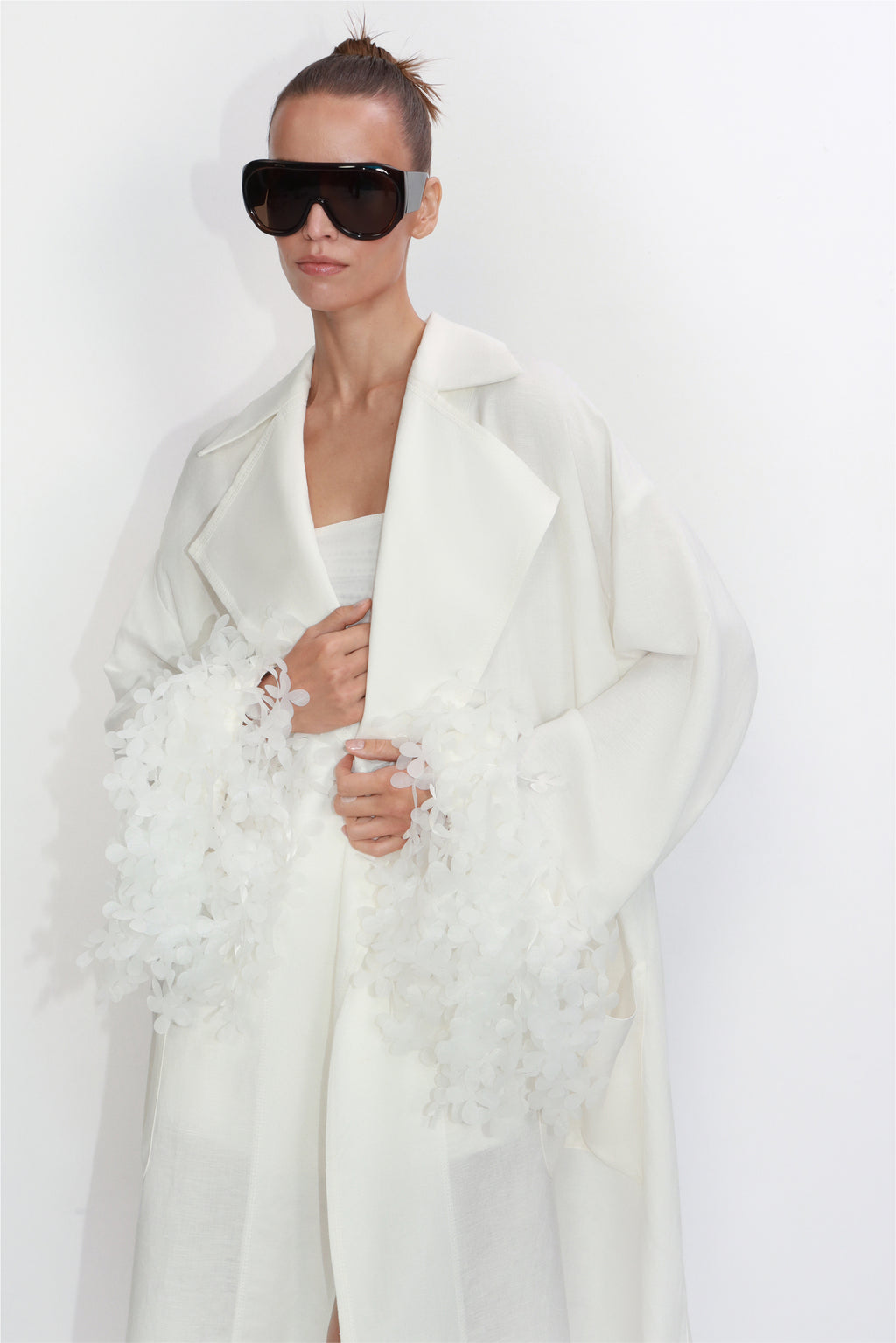 Floral-sleeve cape trench coat in ivory