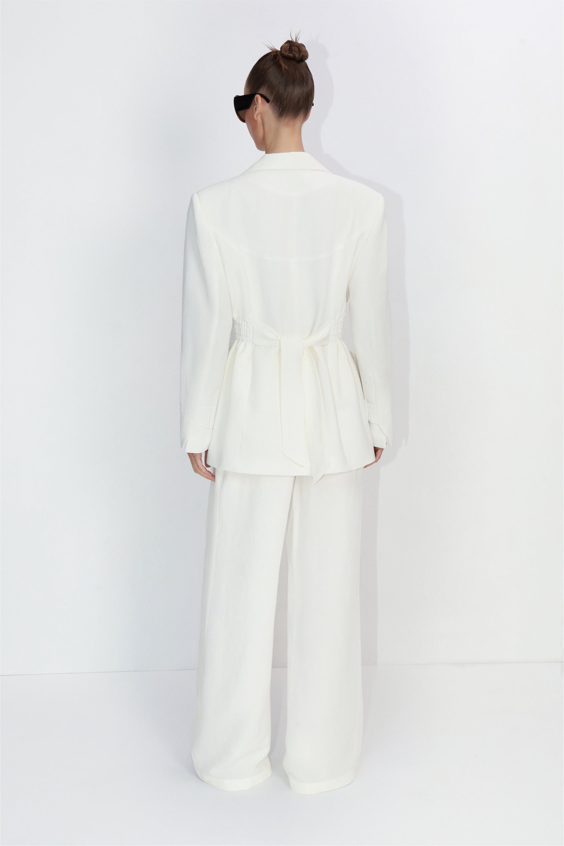 Structured linen-viscose jacket in ivory