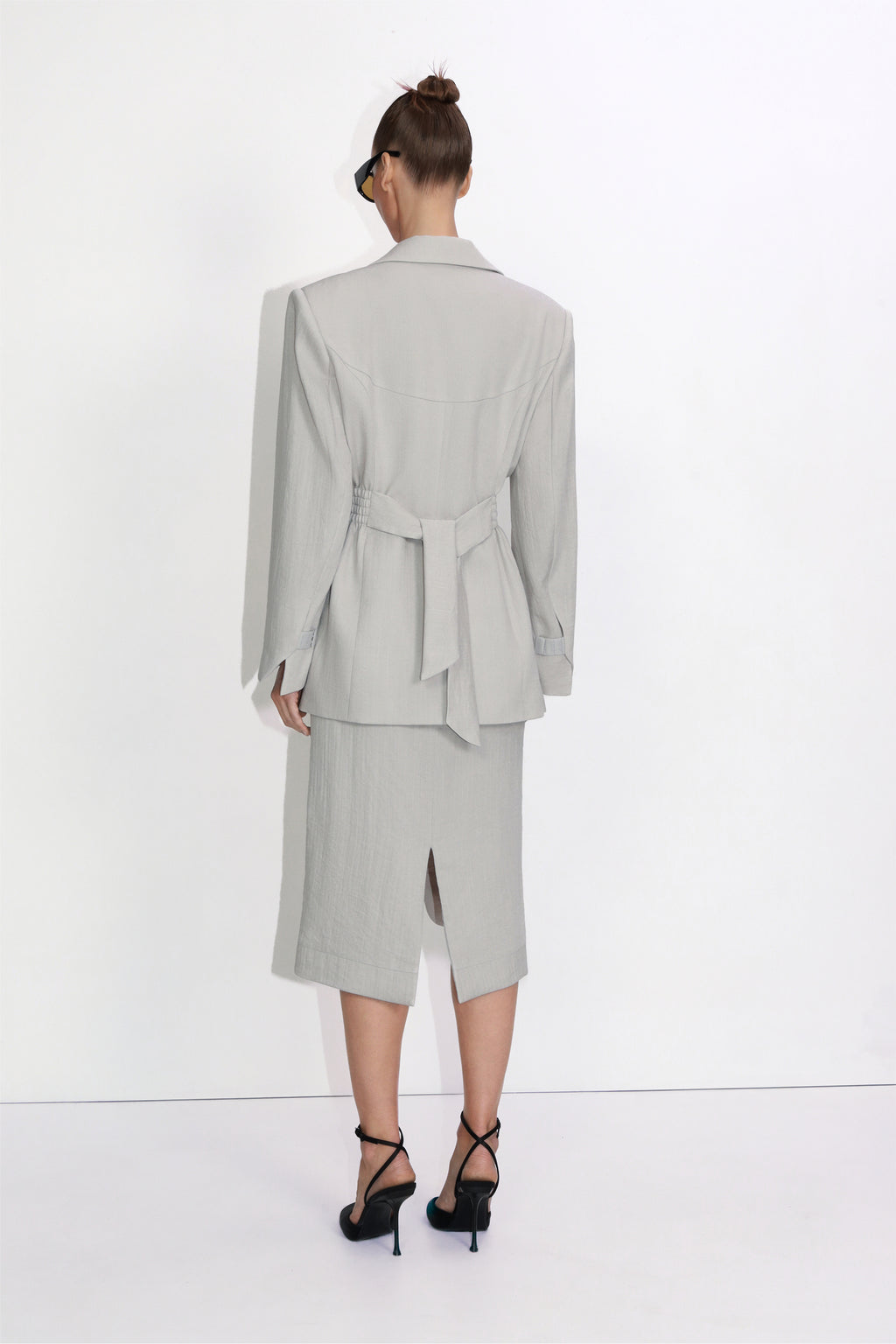 Tailored slit midi skirt in gray