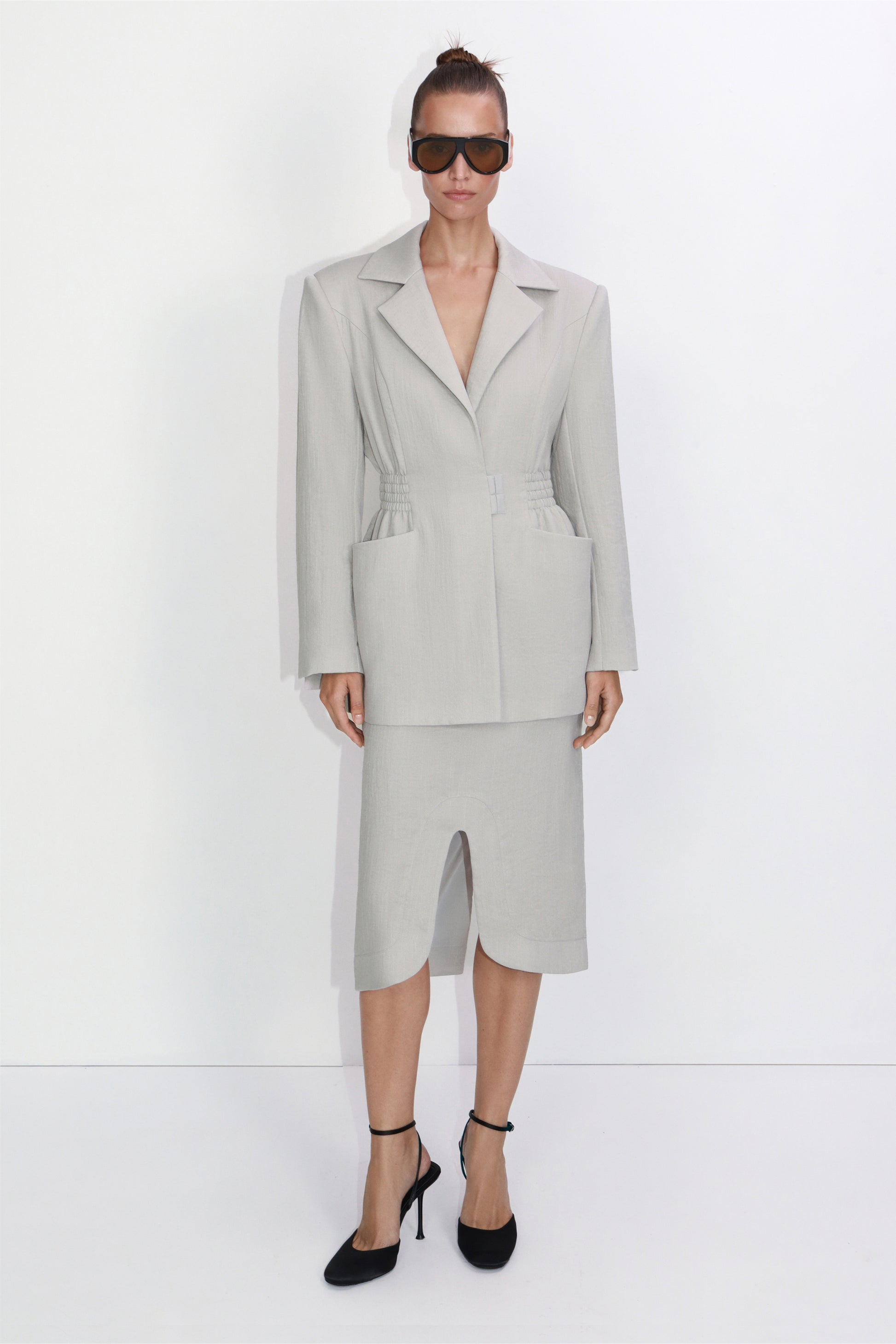 Tailored slit midi skirt in gray