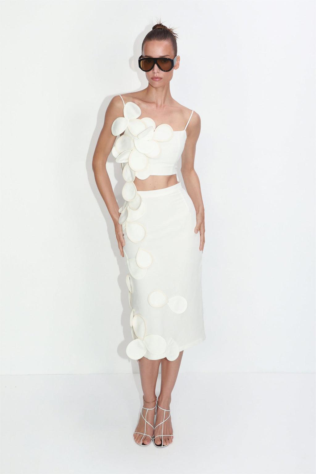 Linen-viscose midi skirt with hand-applied oversized petals