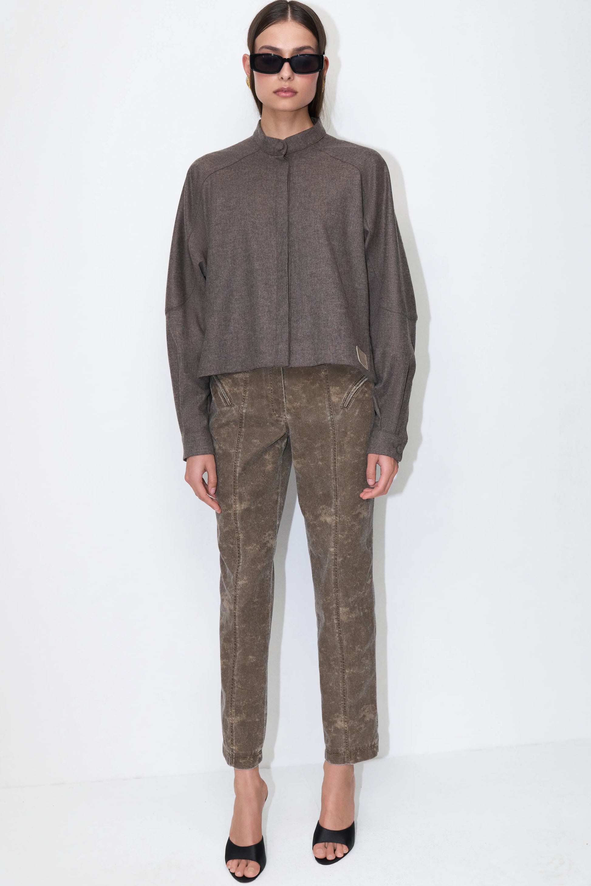 Clean Suiting Blouse in Brown