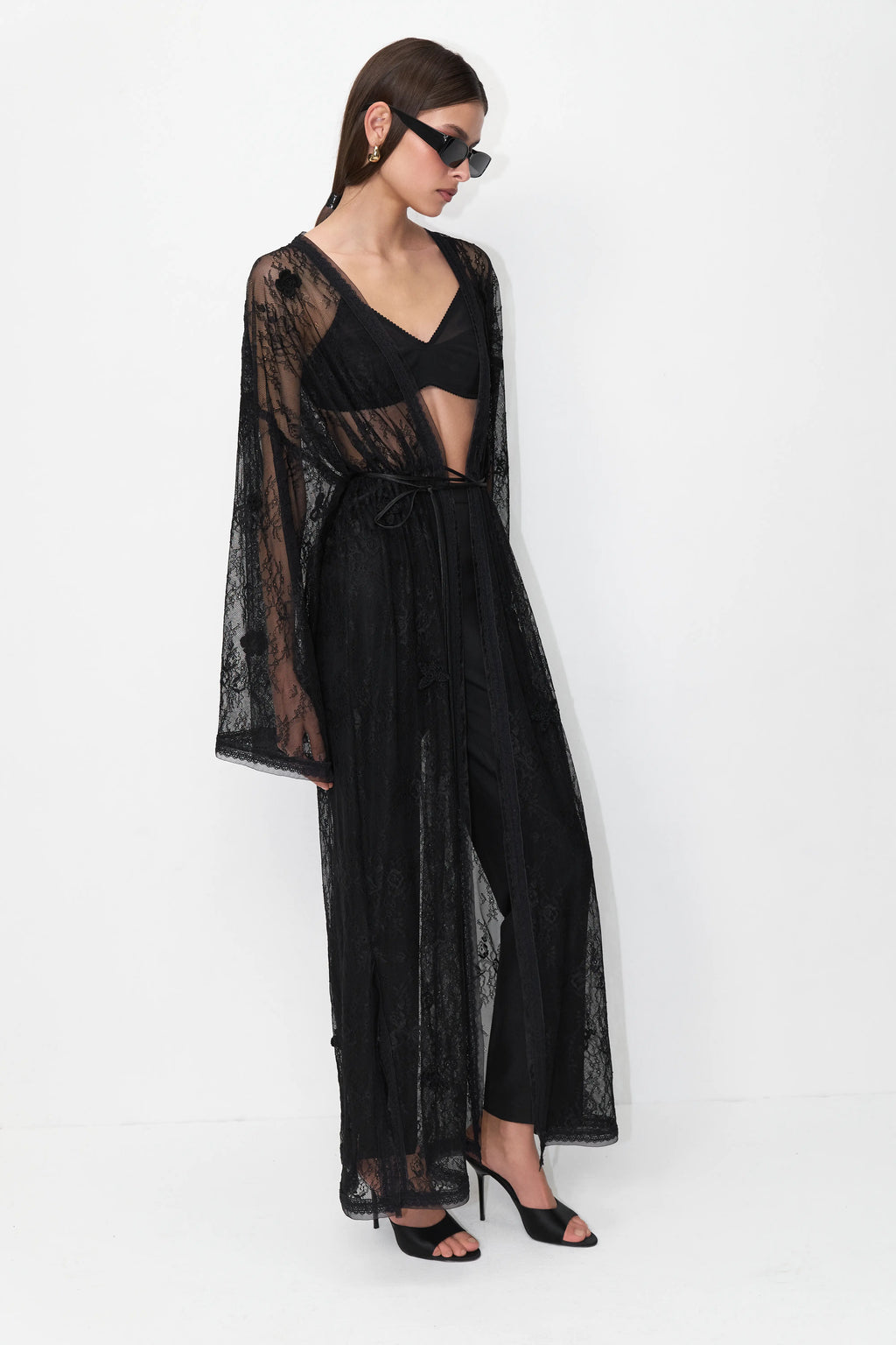 Chantilly Lace Cape-Robe in Black