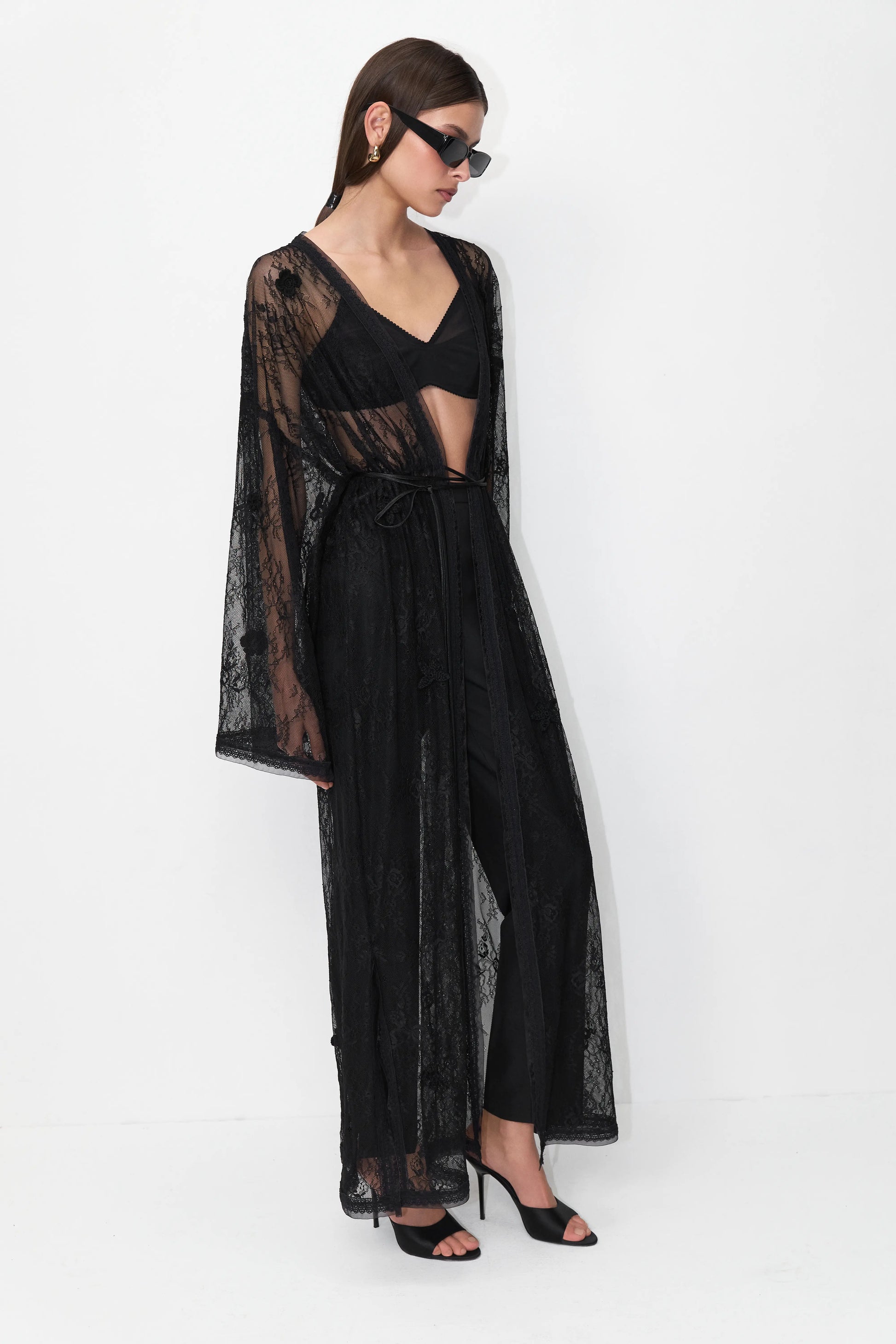 Chantilly Lace Cape-Robe in Black