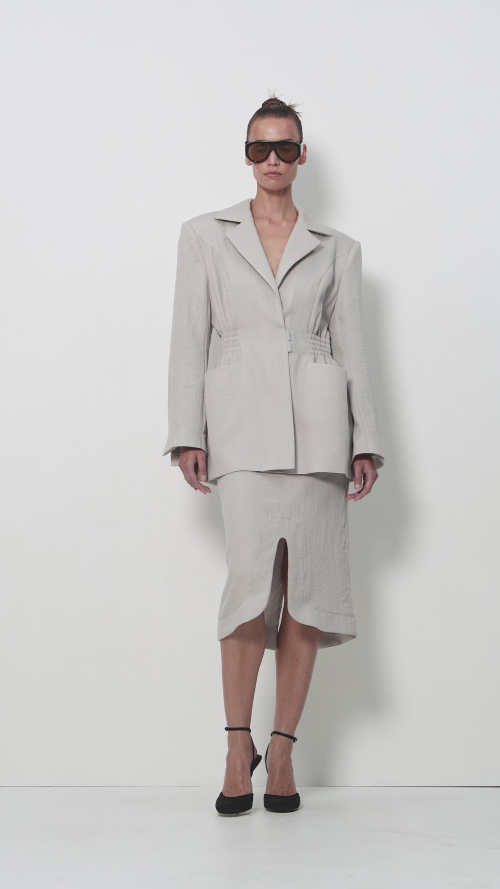 Tailored Slit Midi Skirt in Gray