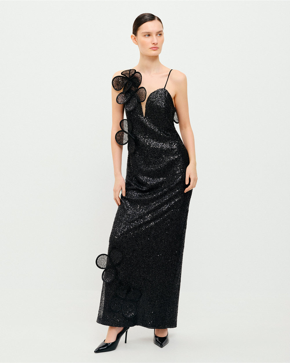 Sequin maxi dress on the straps in black color
